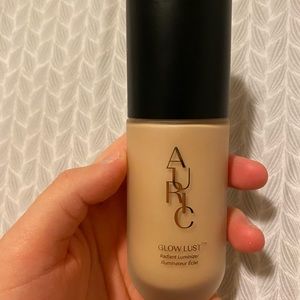 Auric Glowlust in shade Morganite (the newer version)